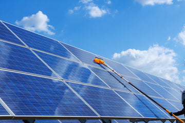 How to Deep Clean Outdoor Solar Panels Easily (Without Risking Damage)